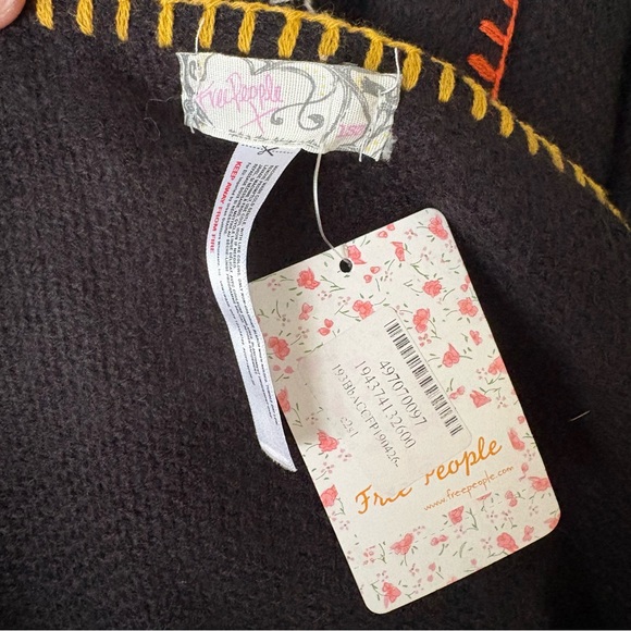 Free People Womens Common Thread Blanket Wrap Scarf in Black One Size - Picture 3 of 8